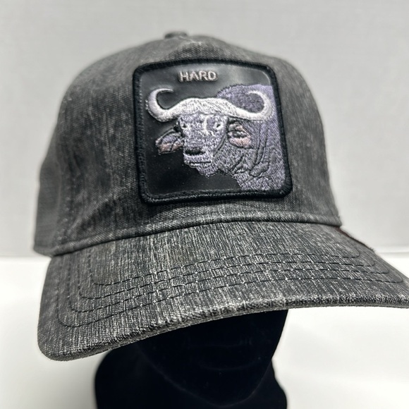 Goorin Bros Hard Ox Trucker Hat Cap Cartoon Graphic Faux Leather Gray Grey - Picture 1 of 8